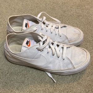 Nike white court legacy canvas shoes